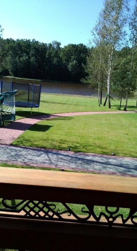 Комплекс Відпочинку Goldfіsh Сlub Pensionat Babintsy Exteriör bild