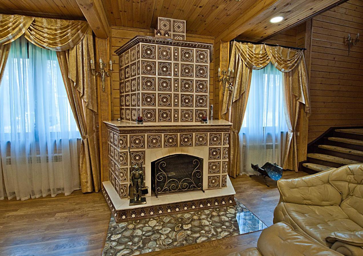 Комплекс Відпочинку Goldfіsh Сlub Pensionat Babintsy Exteriör bild